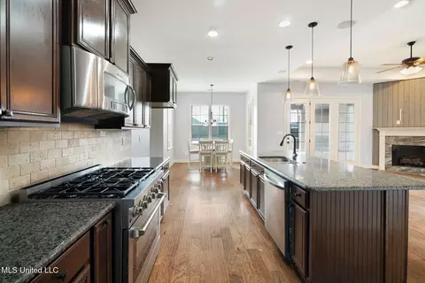 Kitchen - 4809 Bakersfield Dr, Nesbit, MS 38651 photo 1 of 1