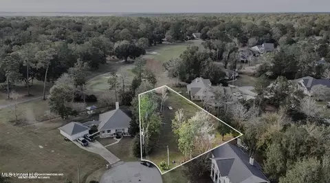 Nhn Anahola Court, Diamondhead, MS 39525