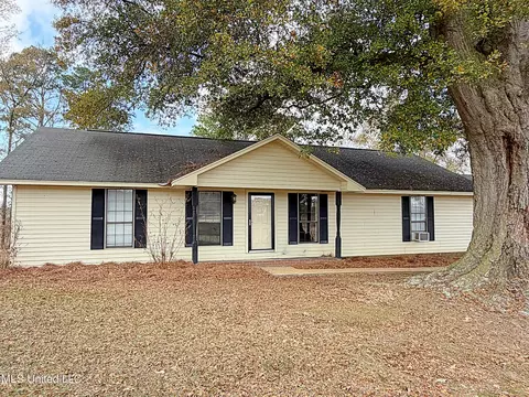 4011 Midway Rd, Carthage, MS 39051