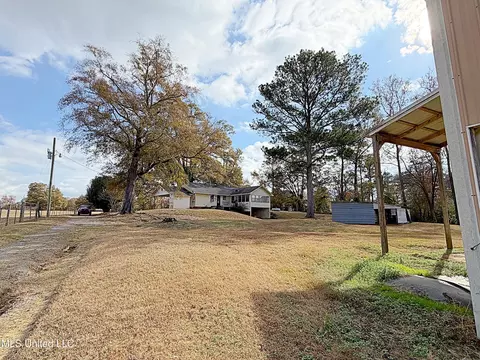 Exterior - 4011 Midway Rd, Carthage, MS 39051 photo 5 of 5