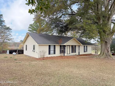 Exterior - 4011 Midway Rd, Carthage, MS 39051 photo 2 of 5