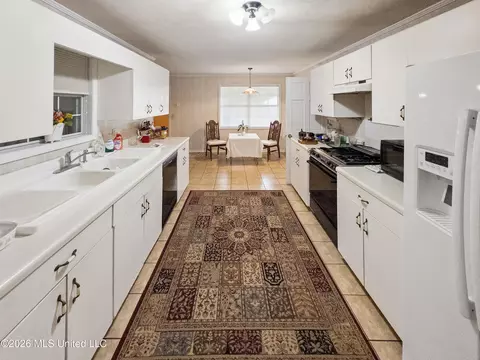 Kitchen - 124 Main St, Sebastopol, MS 39359 photo 1 of 2