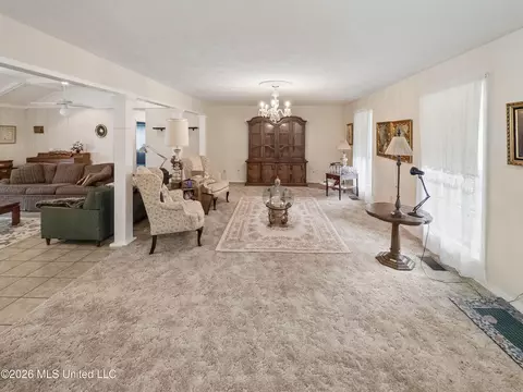 Living - 124 Main St, Sebastopol, MS 39359 photo 2 of 3