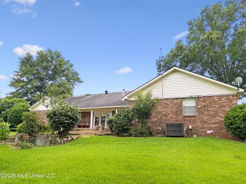 Exterior - 124 Main St, Sebastopol, MS 39359 photo 4 of 6