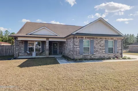 18084 Prairie Dr, Saucier, MS 39574