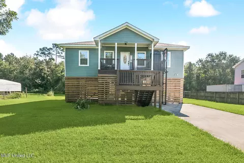 378 Woodman Ave, Pass Christian, MS 39571