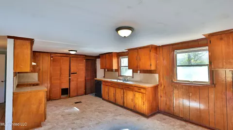 2425 Davis Rd, Terry, MS 39170 photo 10