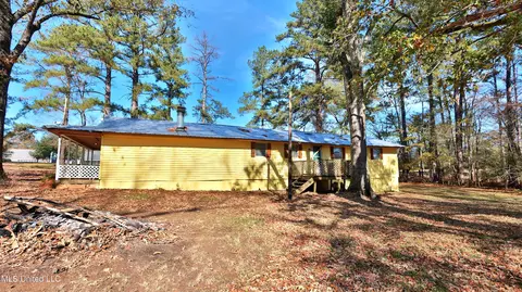 2425 Davis Rd, Terry, MS 39170 photo 5