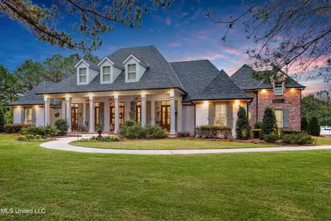 282 Ralph Rawls Rd, Hattiesburg, MS 39402