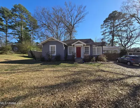 5525 Valley St, Meridian, MS 39307