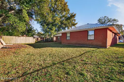 Exterior - 640 Peyton Dr, Biloxi, MS 39530 photo 4 of 4