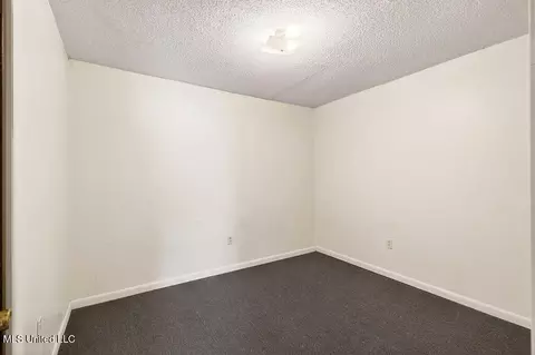 Bedroom - 640 Peyton Dr, Biloxi, MS 39530 photo 4 of 4