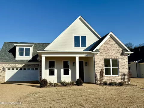 2532 Saint Charles Cv, Southaven, MS 38672