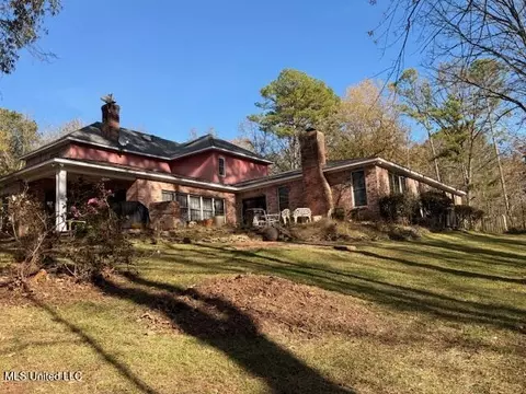 Exterior - 717 Thomas Ln, Madison, MS 39110 photo 2 of 7