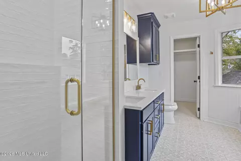 Bath - 217 Bayview Dr, Madison, MS 39110 photo 7 of 11