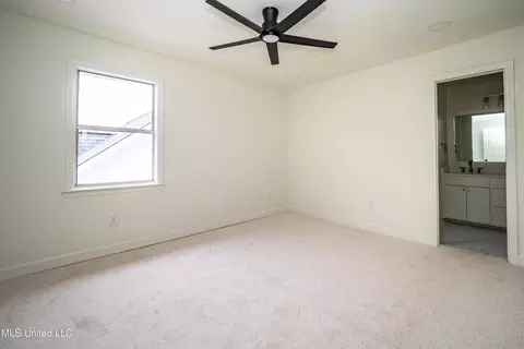 Bedroom - 217 Bayview Dr, Madison, MS 39110 photo 3 of 9