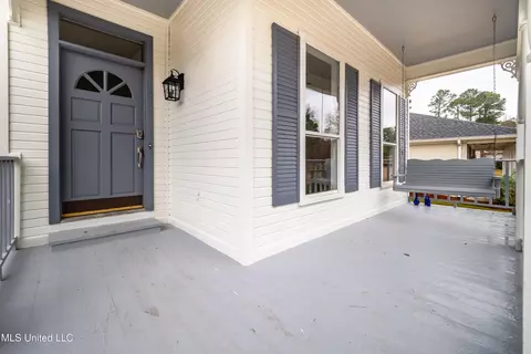 Exterior - 217 Bayview Dr, Madison, MS 39110 photo 3 of 11