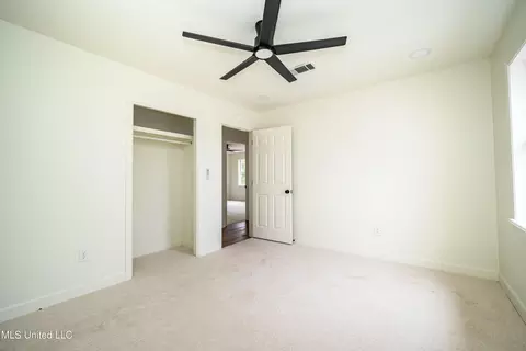 Bedroom - 217 Bayview Dr, Madison, MS 39110 photo 4 of 9