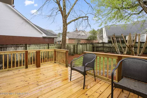 Exterior - 217 Bayview Dr, Madison, MS 39110 photo 10 of 11