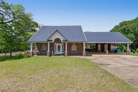 2125 Fig Farm Rd, Lucedale, MS 39452