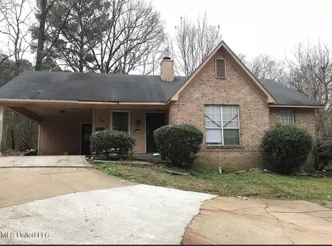 2813 Brookwood Dr, Jackson, MS 39212