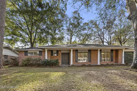 5347 Reddoch Dr, Jackson, MS 39211 photo 2