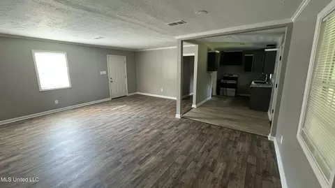 Living - 2261 Paden St, Jackson, MS 39204 photo 3 of 3