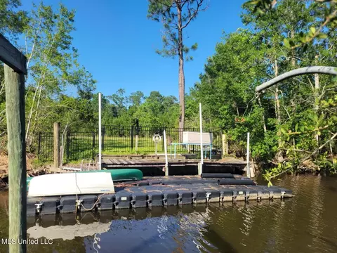 350 Loulu Pl, Diamondhead, MS 39525 photo 5