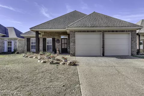 717 Chambord Dr, Brandon, MS 39042