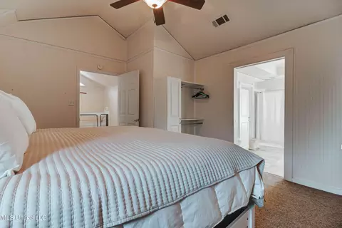 Bedroom - 3016 Ed Parker Rd, Moss Point, MS 39562 photo 8 of 10