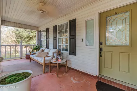 Exterior - 3016 Ed Parker Rd, Moss Point, MS 39562 photo 9 of 23
