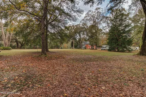Exterior - 3016 Ed Parker Rd, Moss Point, MS 39562 photo 14 of 23