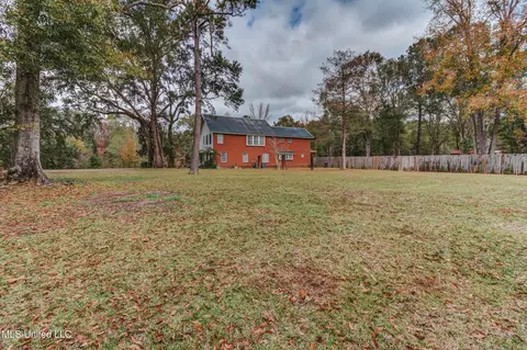 Exterior - 3016 Ed Parker Rd, Moss Point, MS 39562 photo 18 of 23