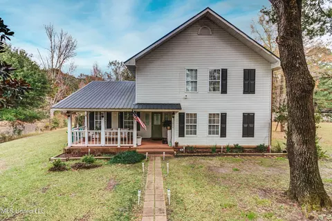 Exterior - 3016 Ed Parker Rd, Moss Point, MS 39562 photo 3 of 23