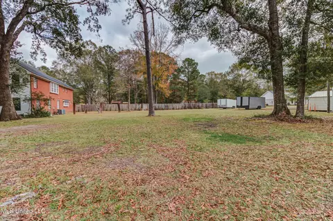 Exterior - 3016 Ed Parker Rd, Moss Point, MS 39562 photo 17 of 23