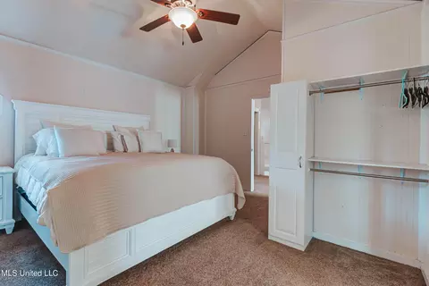 Bedroom - 3016 Ed Parker Rd, Moss Point, MS 39562 photo 6 of 10