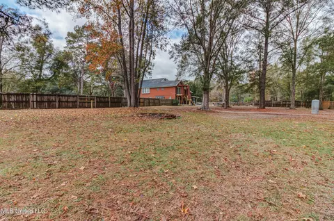 Exterior - 3016 Ed Parker Rd, Moss Point, MS 39562 photo 20 of 23