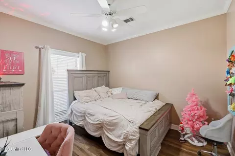 Bedroom - 513 Windsor Dr, Brandon, MS 39047 photo 4 of 6