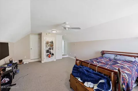 Bedroom - 513 Windsor Dr, Brandon, MS 39047 photo 6 of 6