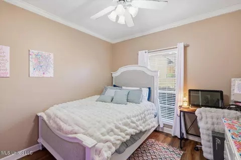 Bedroom - 513 Windsor Dr, Brandon, MS 39047 photo 3 of 6