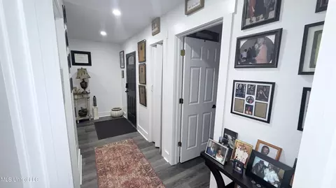 Entry Way - 3887 Abby Ln, Belden, MS 38826 photo 5 of 5