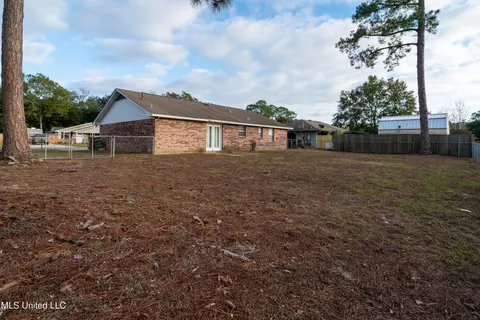 Exterior - 305 Rita Ln, Long Beach, MS 39560 photo 4 of 5