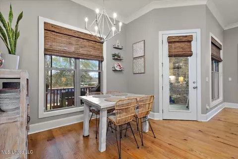 Dining - 445 Brazos Dr, Brandon, MS 39047 photo 1 of 2