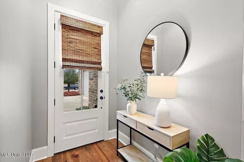 Entry Way - 445 Brazos Dr, Brandon, MS 39047 photo 1 of 4