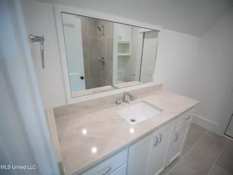 Bath - 103 Silverleaf Dr, Madison, MS 39110 photo 10 of 12