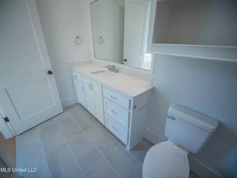 Bath - 103 Silverleaf Dr, Madison, MS 39110 photo 2 of 12
