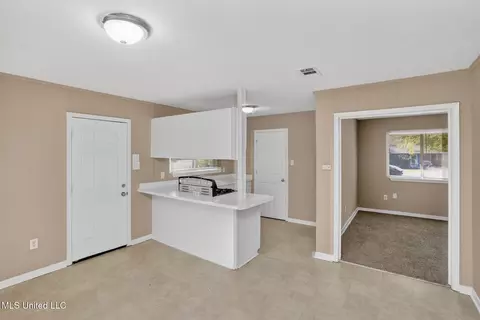 Other - 2446 Overbrook Dr, Jackson, MS 39213 photo 4 of 10