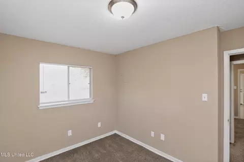 Bedroom - 2446 Overbrook Dr, Jackson, MS 39213 photo 5 of 9