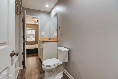 Entry Way - 196 Easley Rd #D, Lucedale, MS 39452 photo 1 of 2