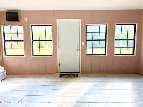 174 Victory Rd, Laurel, MS 39443 photo 18